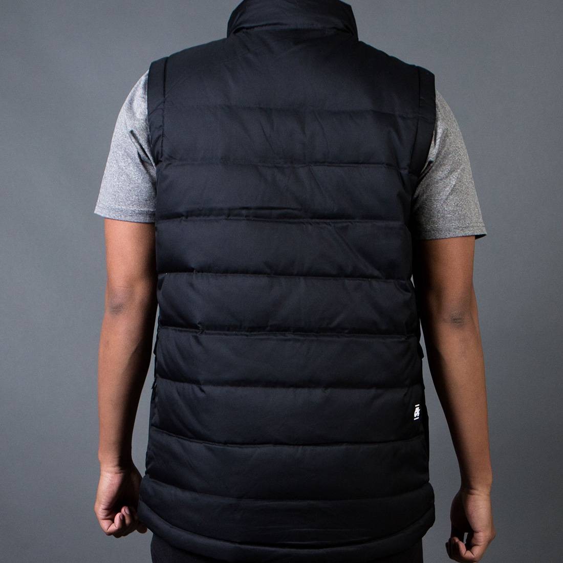 Nike Men SB 550 Down Fill Vest (black)