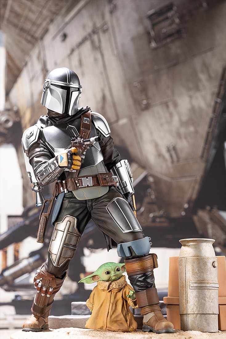 the mandalorian statue by kotobukiya
