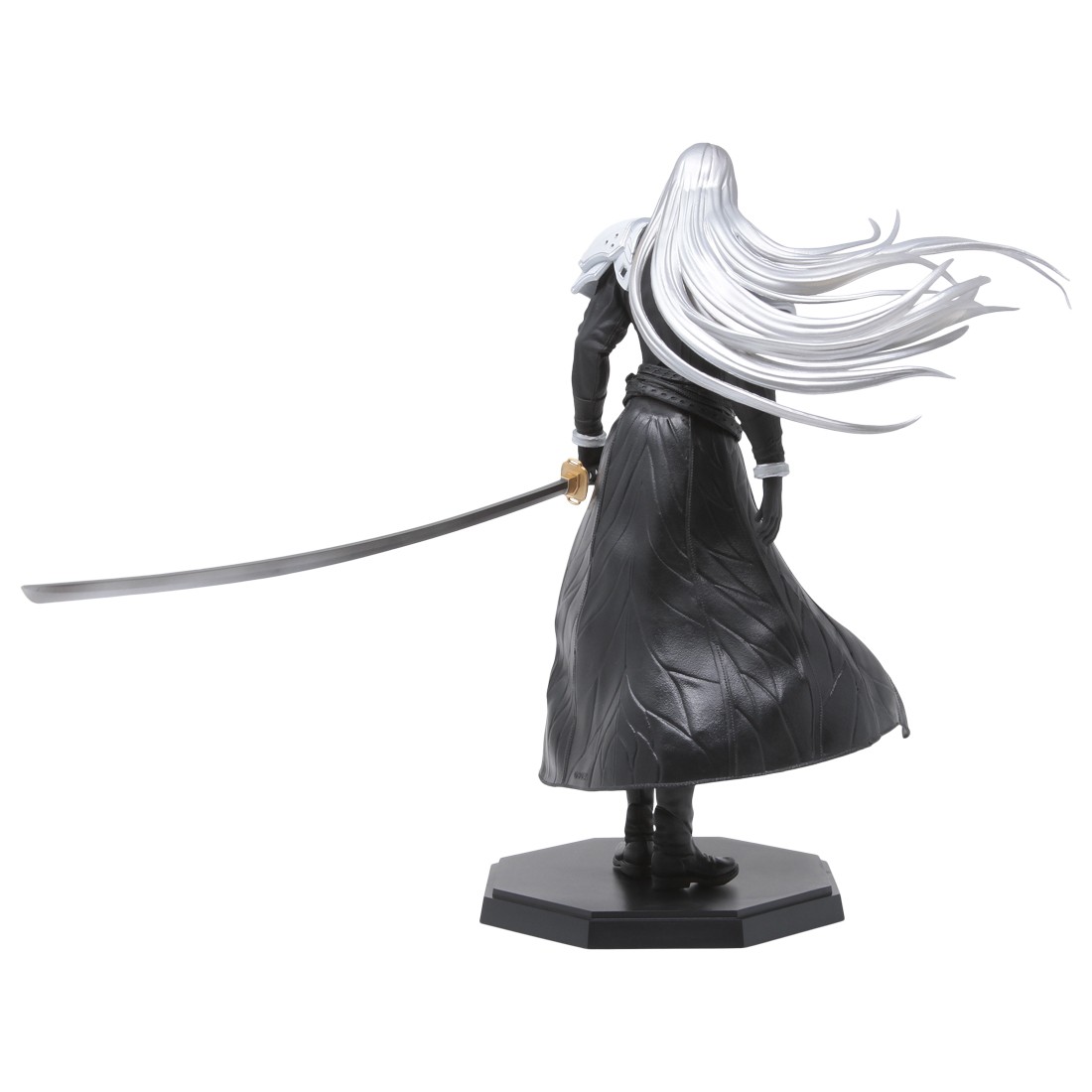 giant sephiroth statue