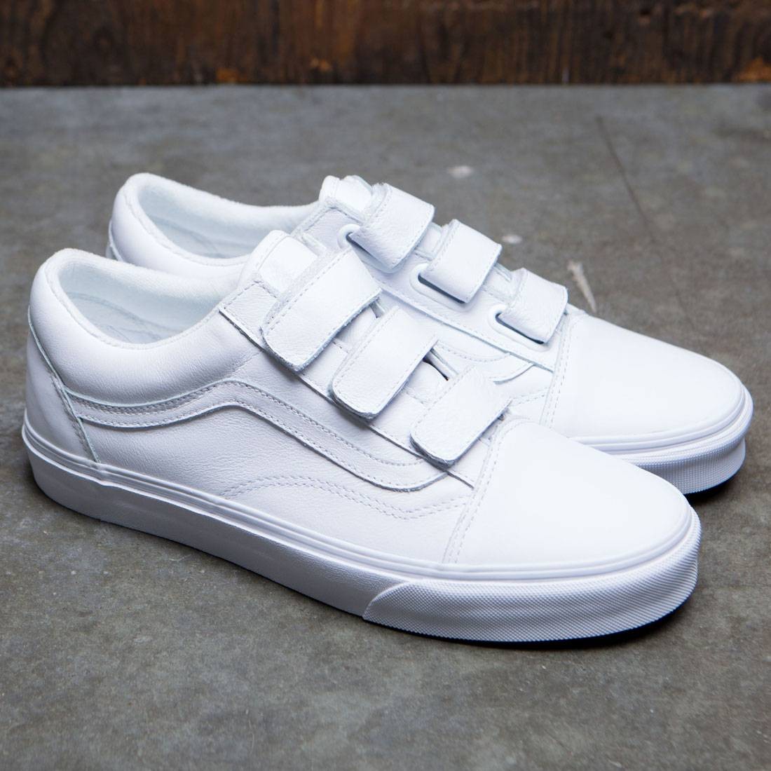 Vans Men Old Skool V - Mono Leather (white / true white)