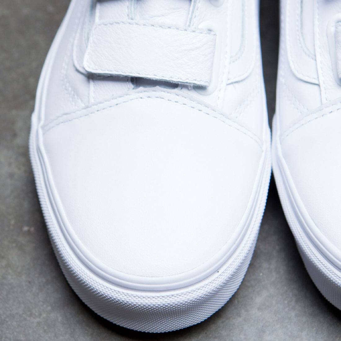 vans authentic leather white mono