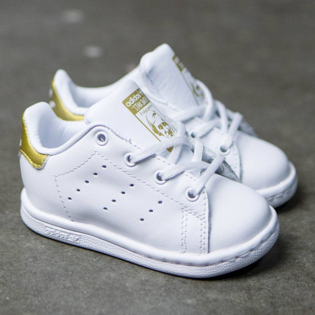 youth adidas stan smith