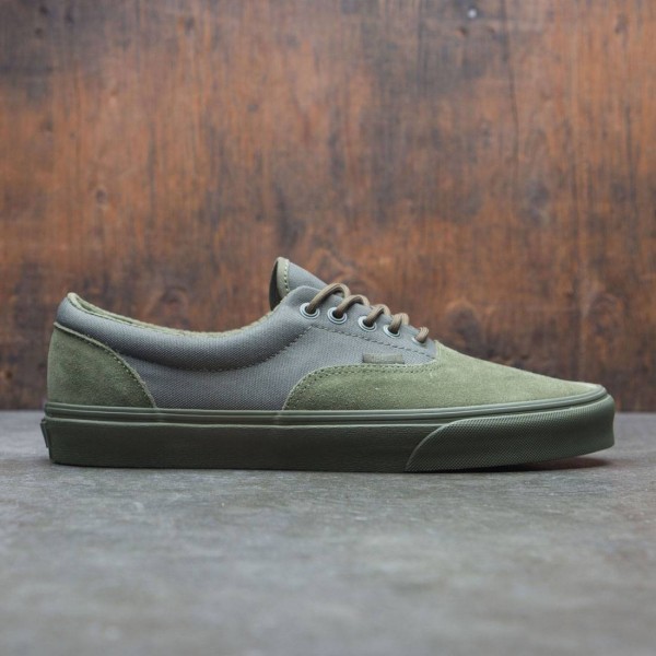 vans military