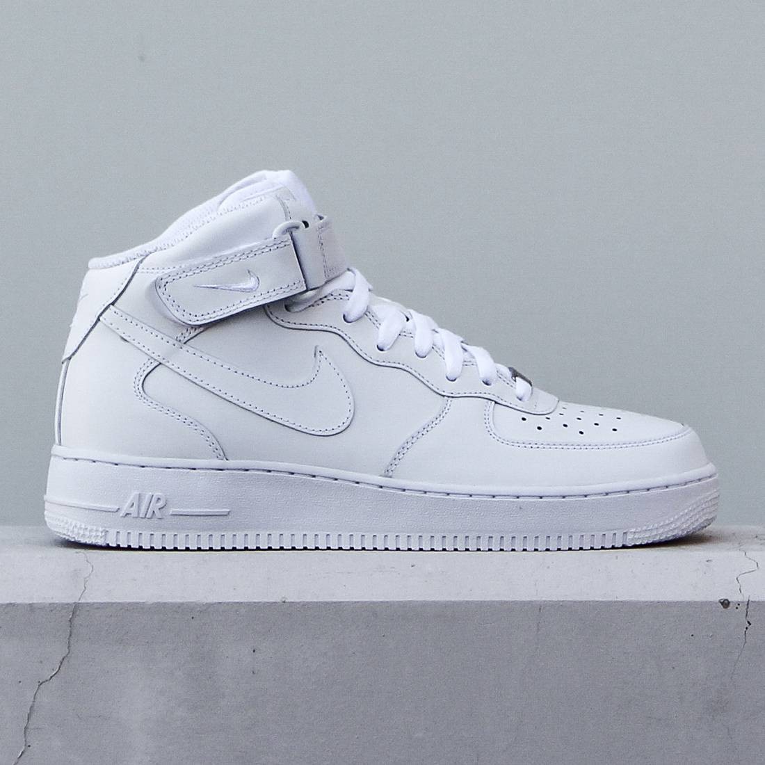 air force mid white