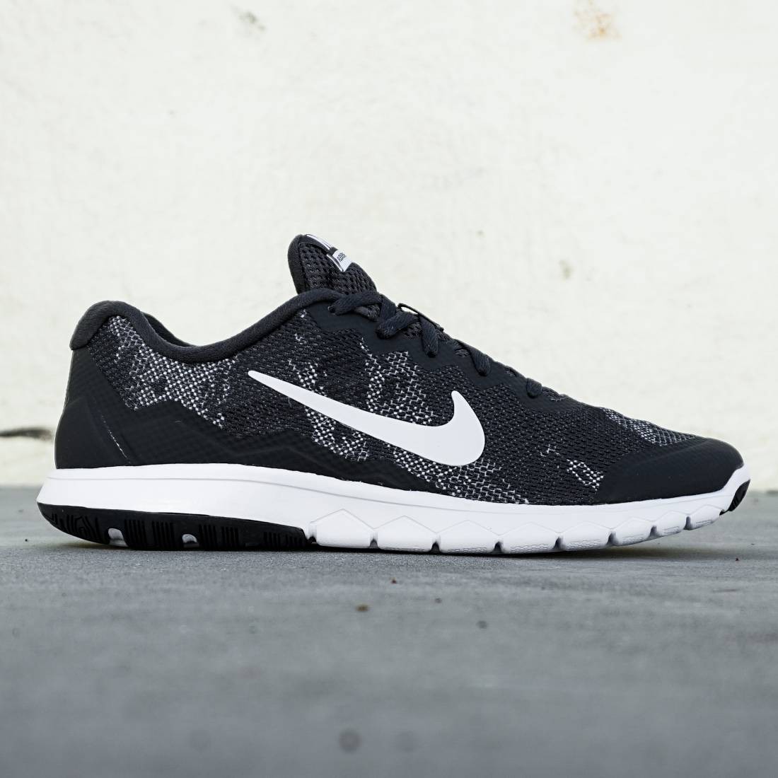 nike run natural free and flexible mens