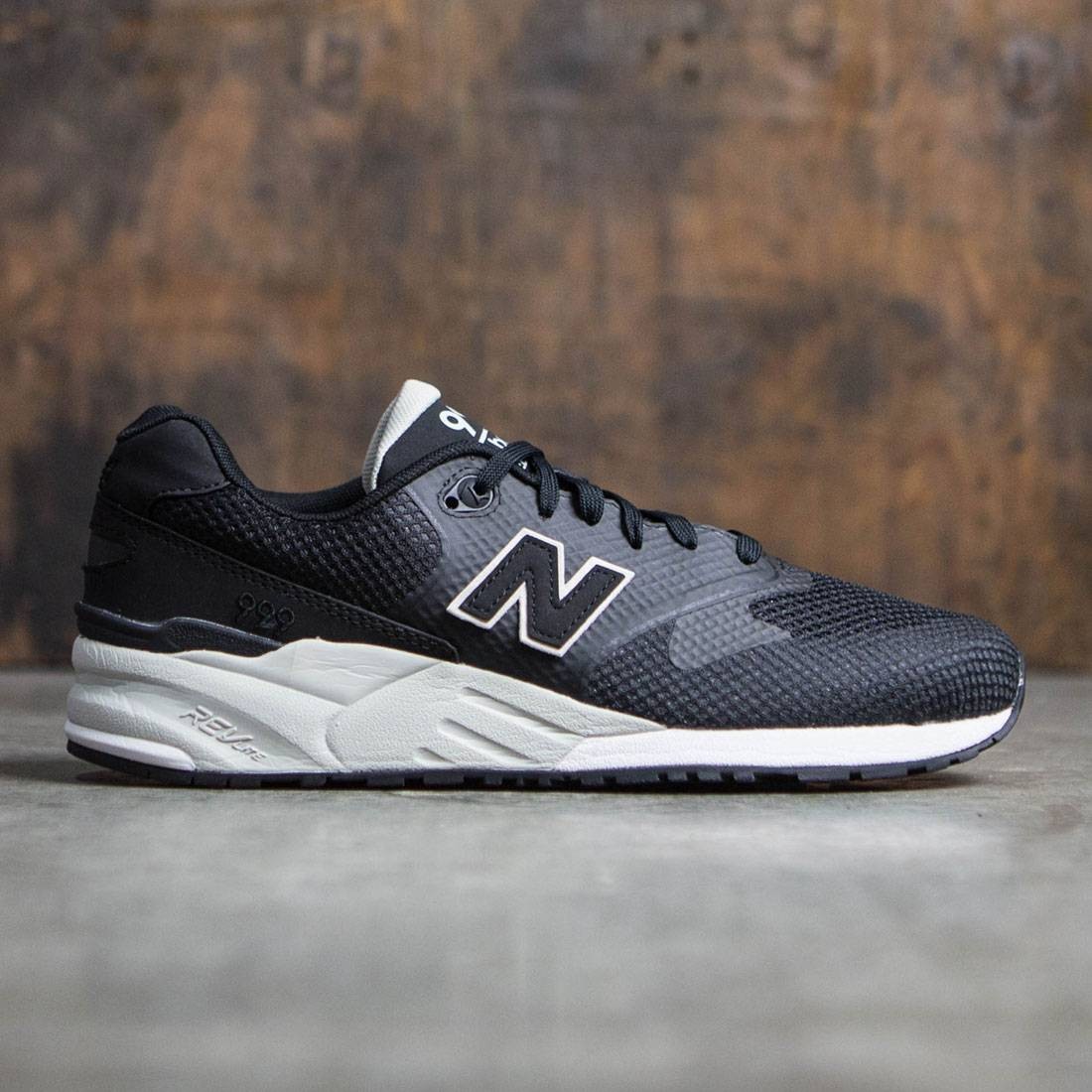 new balance 999 all black