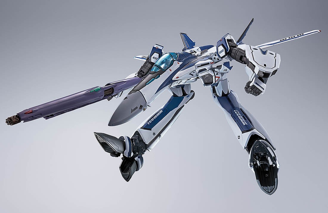 Bandai DX Chogokin Macross Frontier VF-25 Messiah Valkyrie Bandai DX Chogokin Macross Frontier VF-25 Messiah Valkyrie