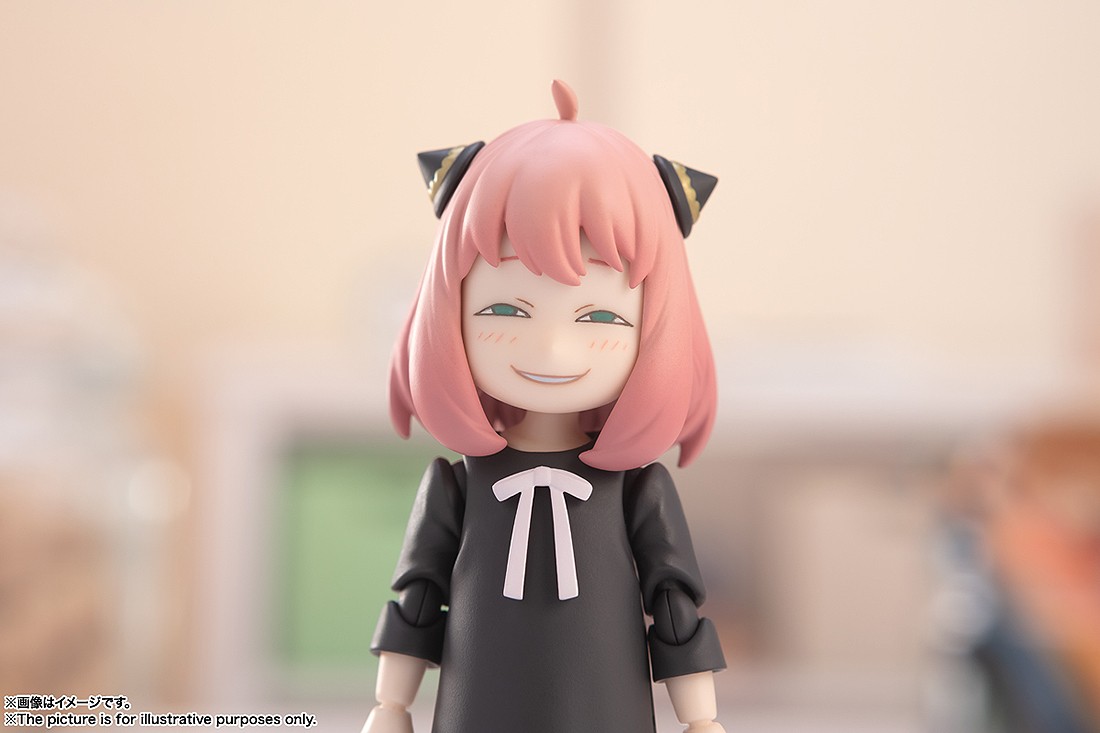 Bandai S.H.Figuarts Spy x Family Anya Forger Figure black