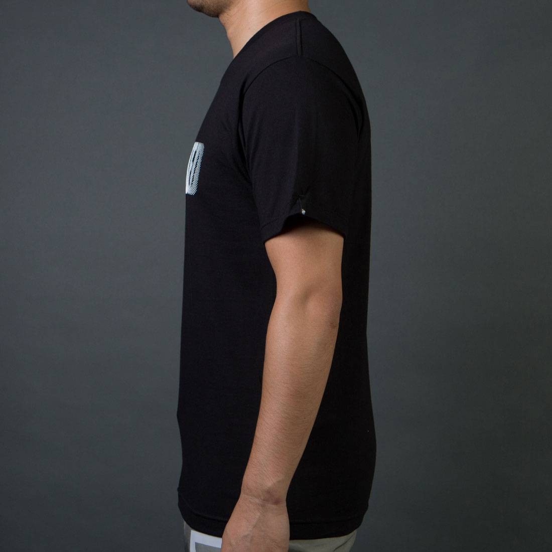 Undefeated Speed Tone Tee - Black - New Star