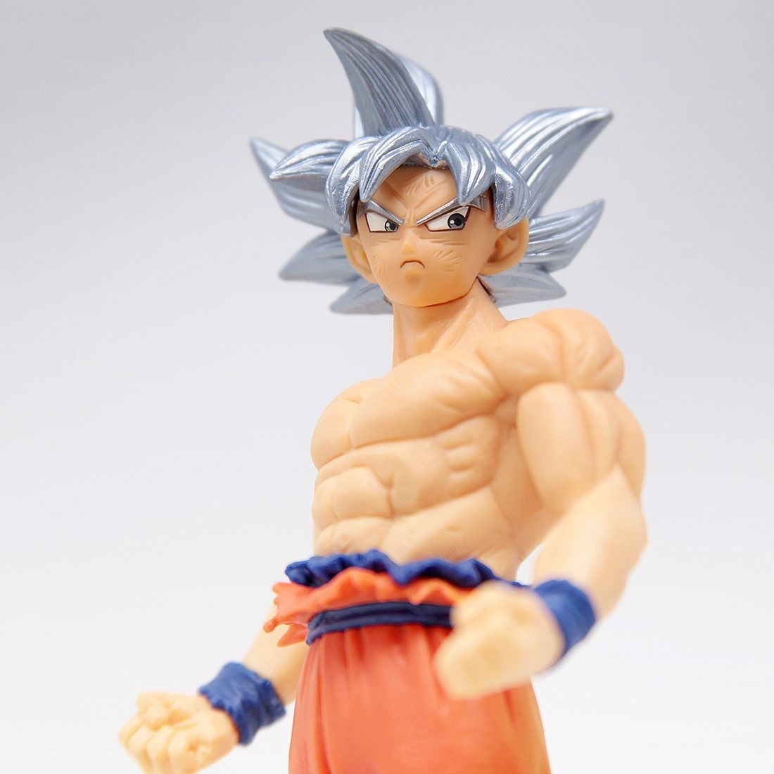Figurine Son Goku Ultra Instinct DB Super Retsuden II - Banpresto