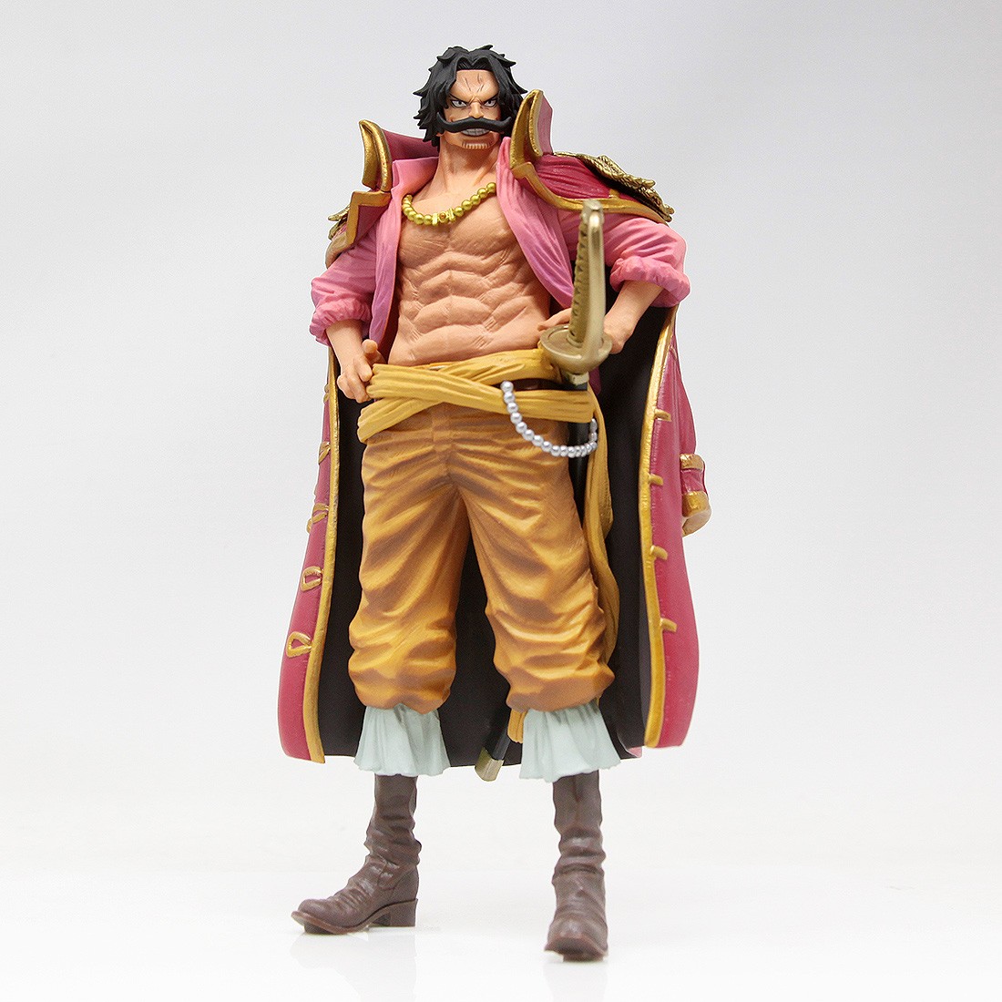 One Piece Figure Gol D Roger King OF Artist Anime Figure Statue