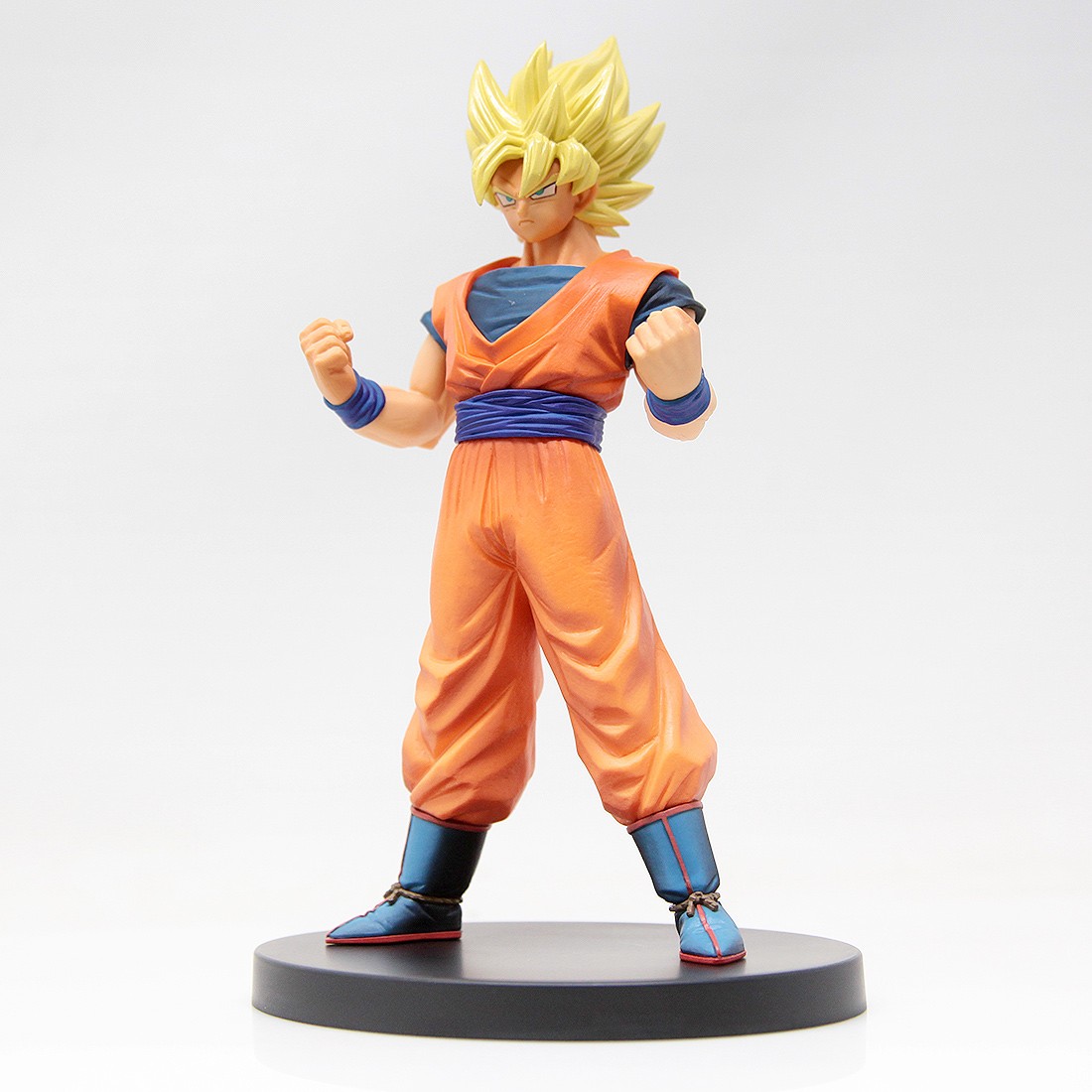 Figurine Son Goku Super Saiyan 1 de 43cm - Dragon Ball Z