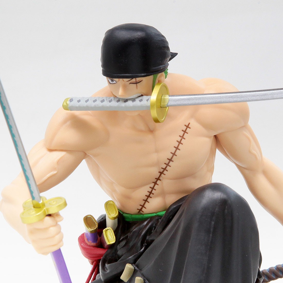 One Piece - Figurine Zoro Roronoa - Dioramatic