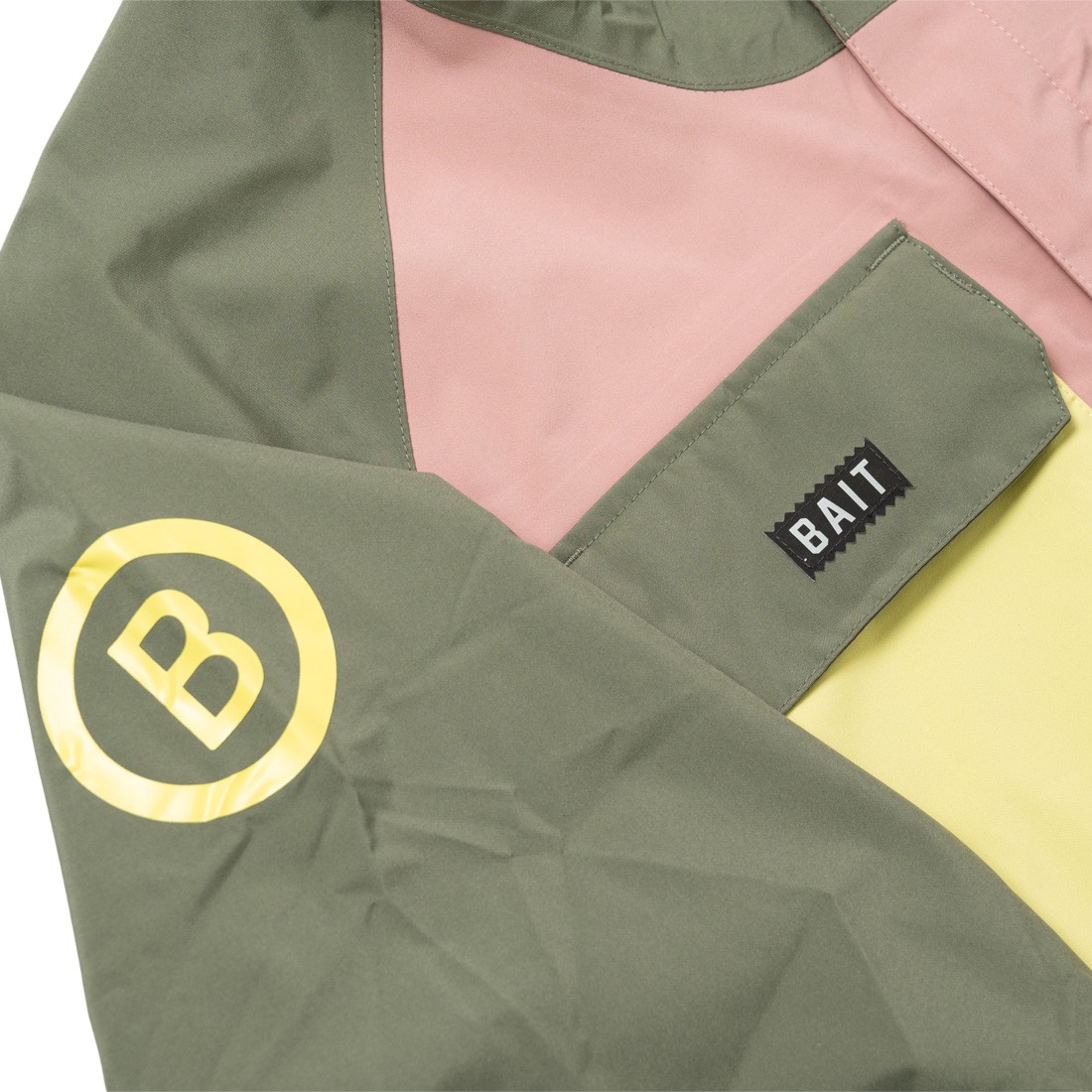 BAIT x Columbia Sportswear Men Jacket green pink zest
