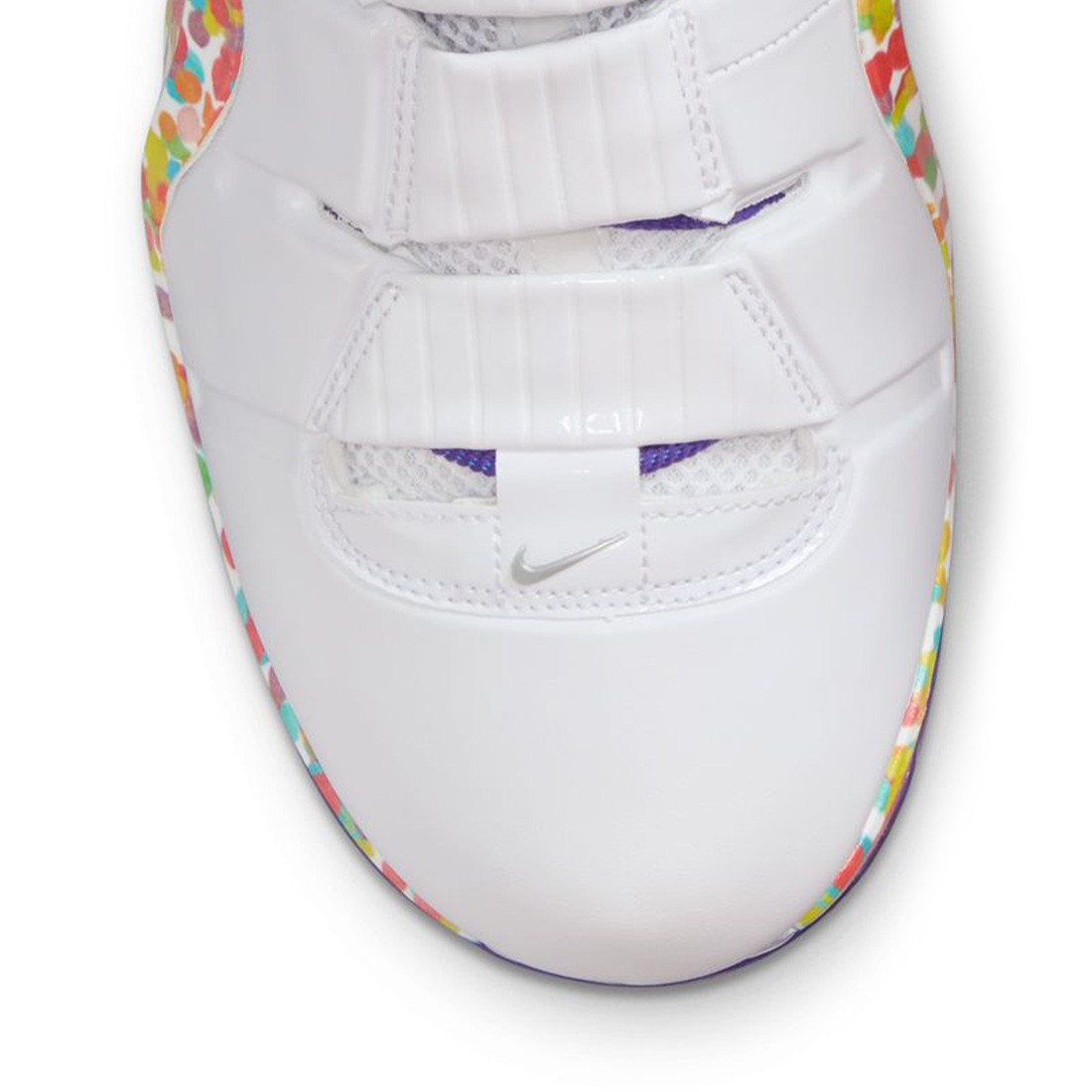 Lebron outlet 4 white