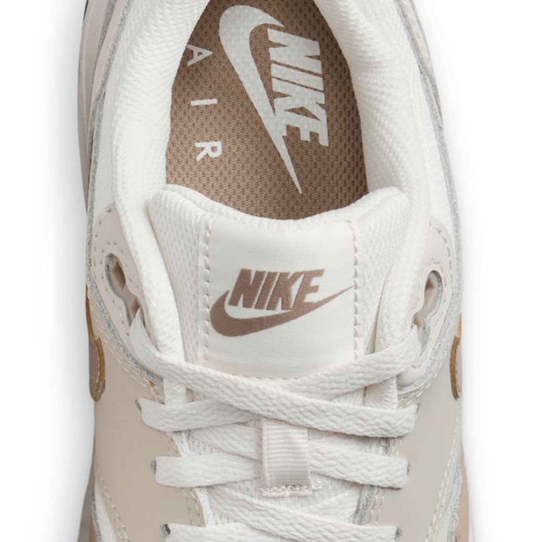 Khaki nike trainers junior 2025