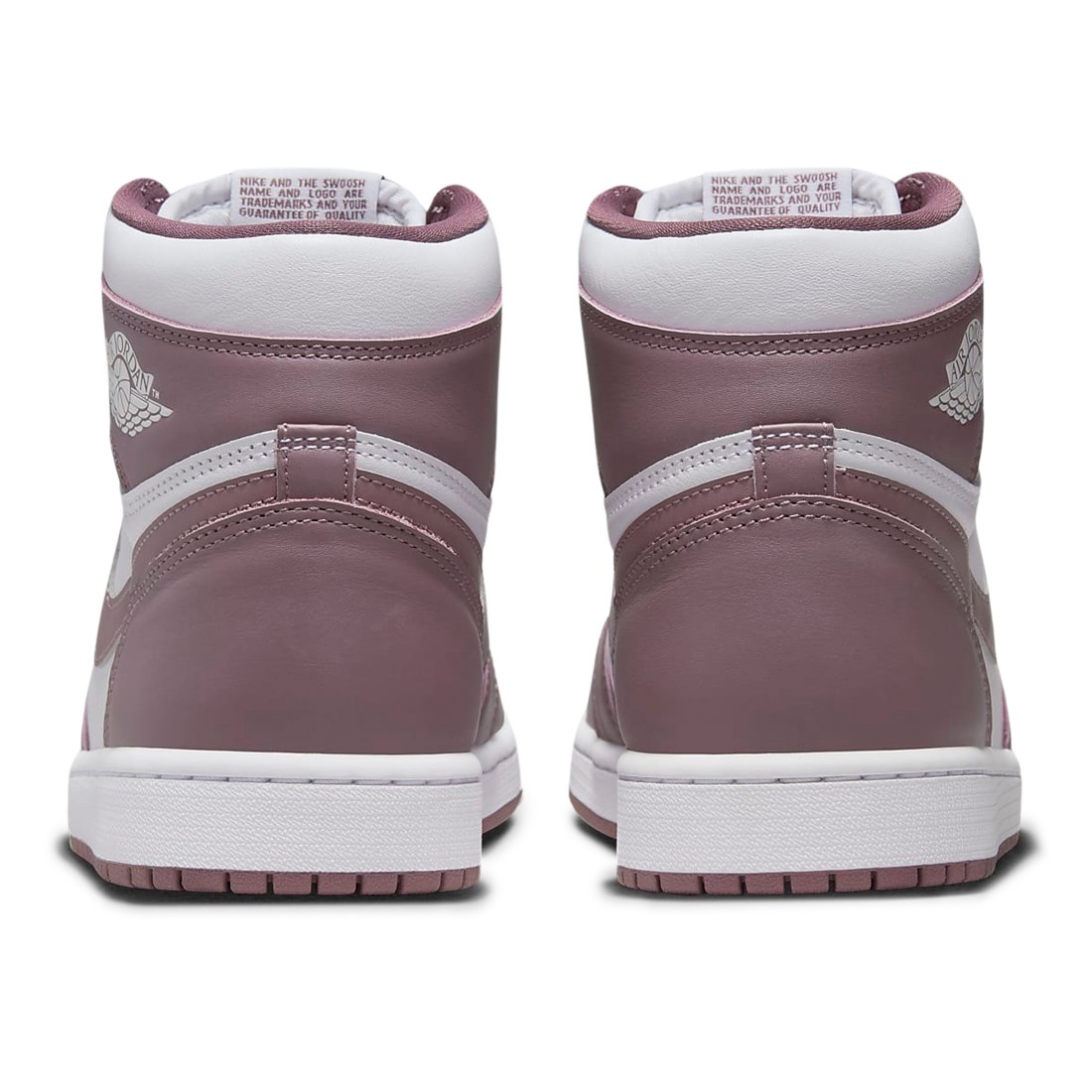 ナイキ エアジョーダン 1 MID ベージュ ホワイト ミッド AJ1