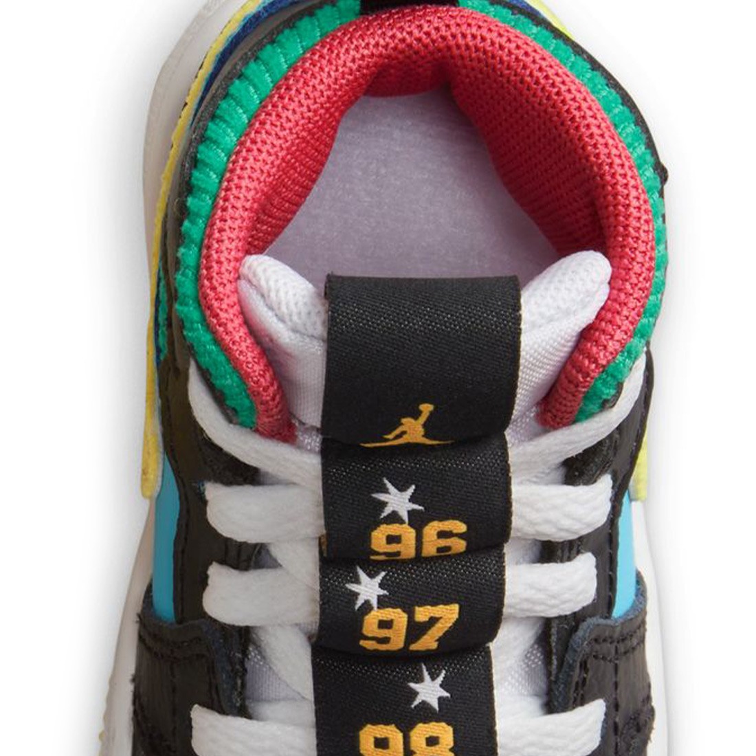 Unas zapatillas para fans de Air Jordan que buscan modelos especiales