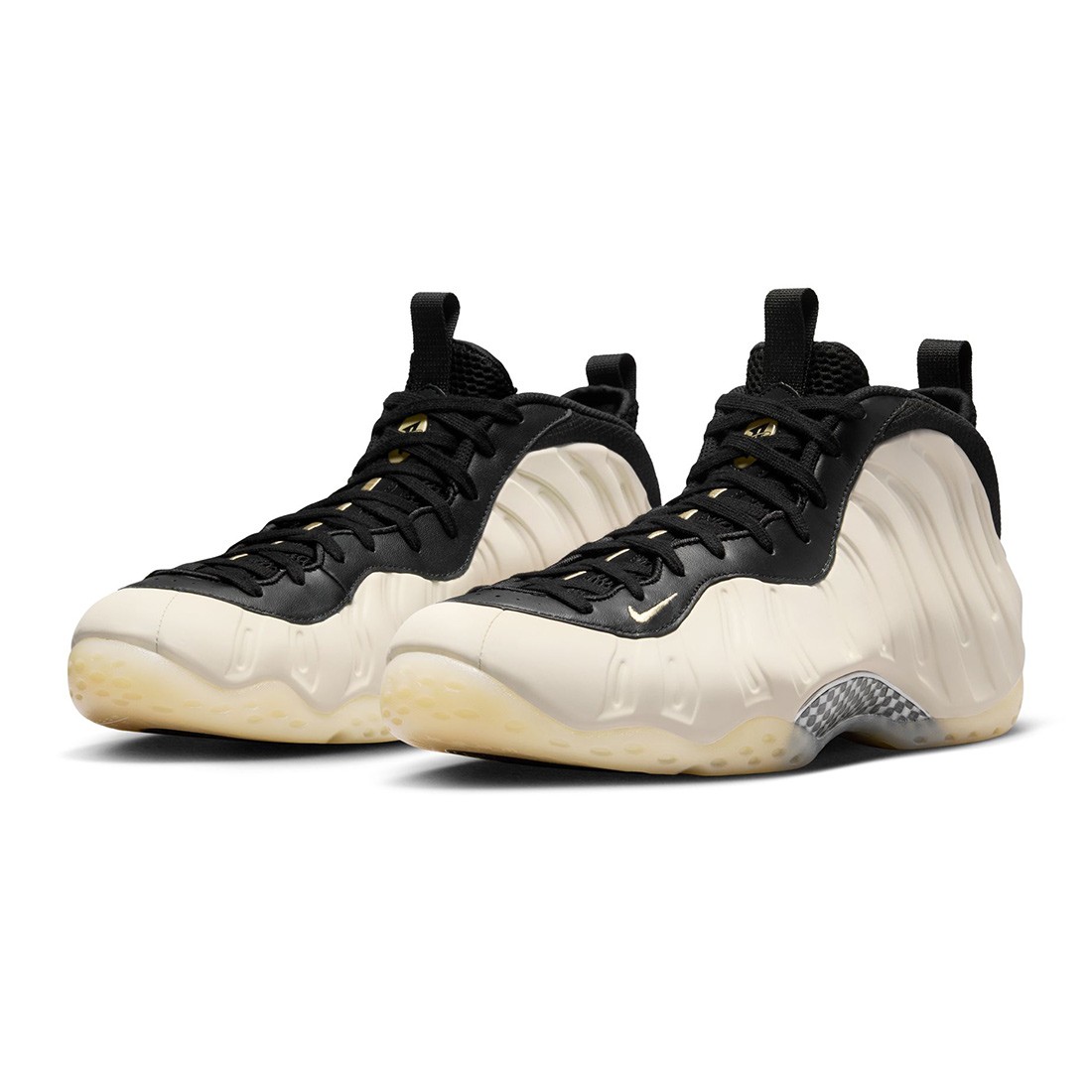 Black and gold foamposites men deals