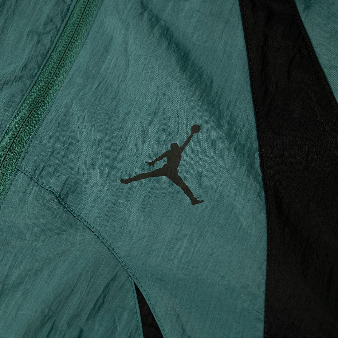 The adidas ZX 8000 GORE-TEX Golf Appears in 'Core Black' | House of Heat°