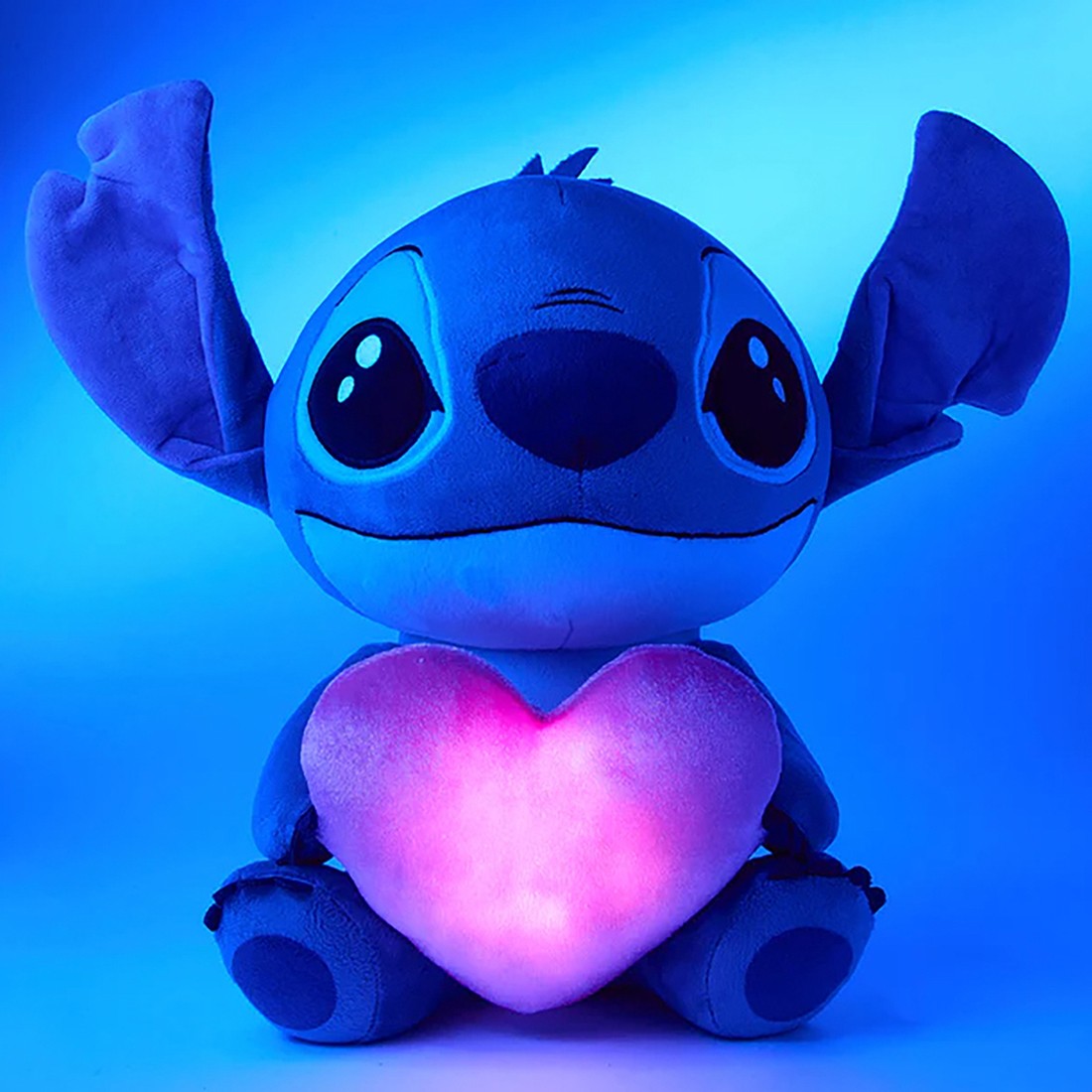 I will love this little blue guy for ever #disney #stitch #stitchconte