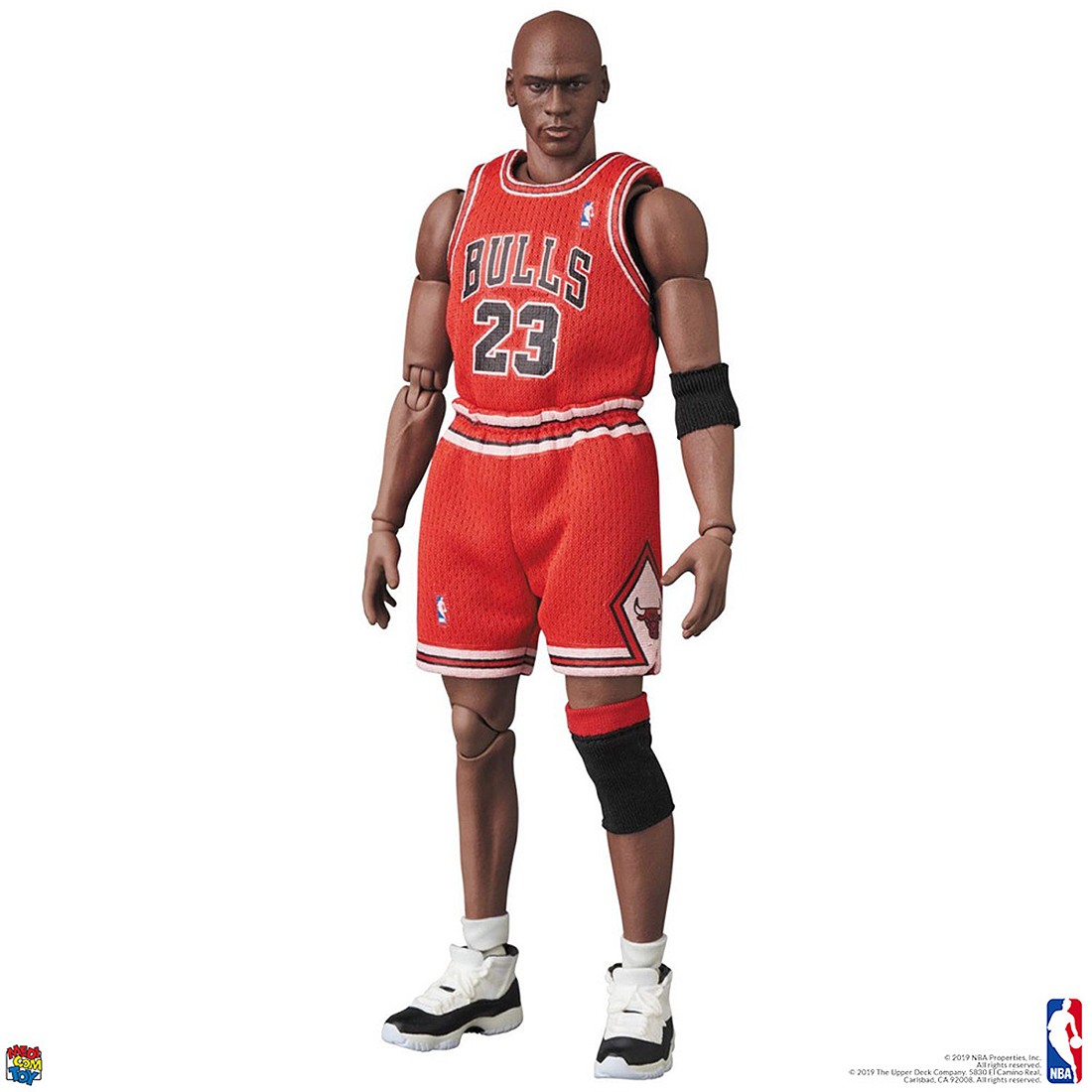 Medicom Mafex NBA Chicago Bulls Michael Jordan Action Figure - US