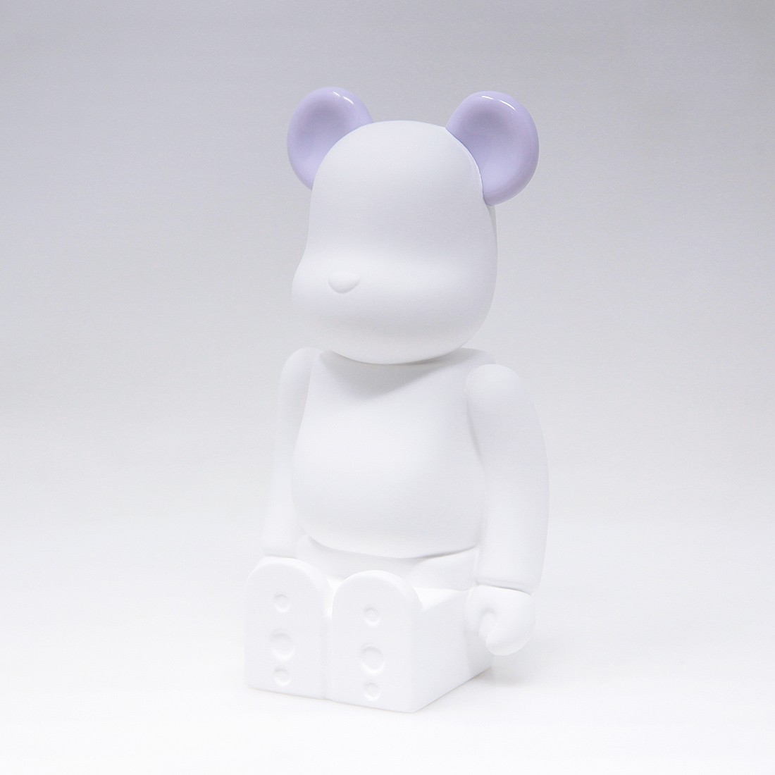 Bearbrick Figurine - Purple Undertone – adevnoys