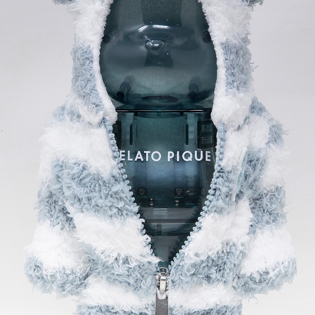 Medicom Gelato Pique Mint White 400% Bearbrick Figure blue