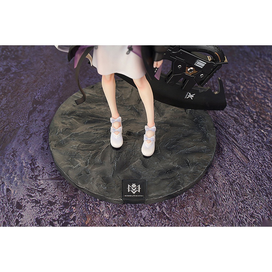 Myethos A-Z [E] 1/7 Scale Figure black