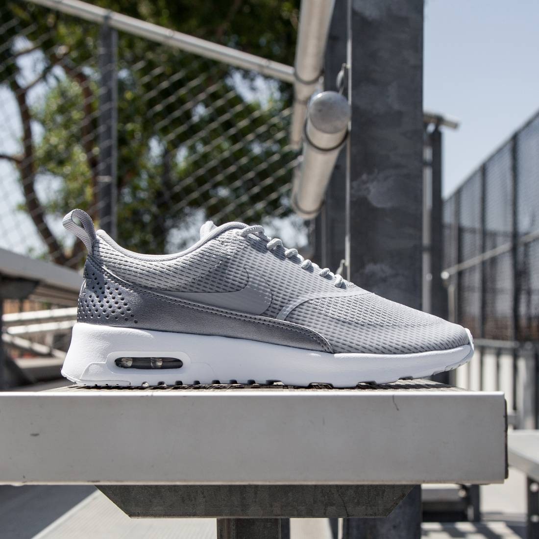 nike grey air max thea