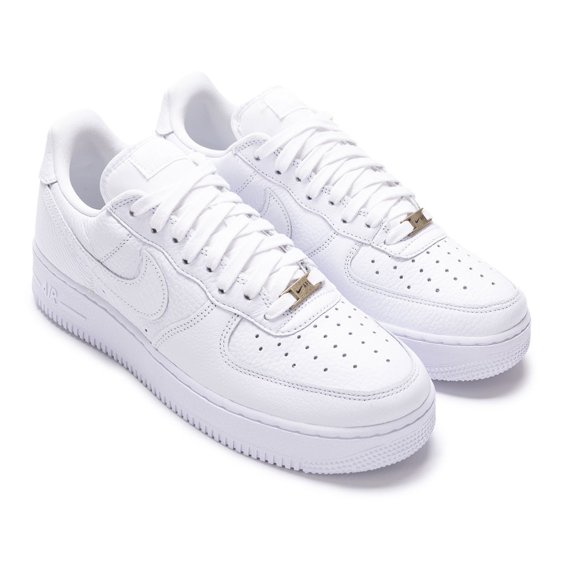 Air Force 1 Mid '07 / Supreme White » Petagadget  White nike shoes, Nike  shoes air force, Custom nike shoes