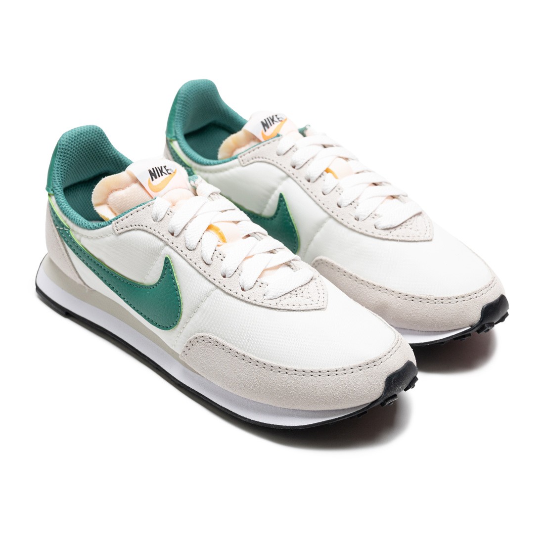 nike women waffle trainer 2 light bone green noise sail black