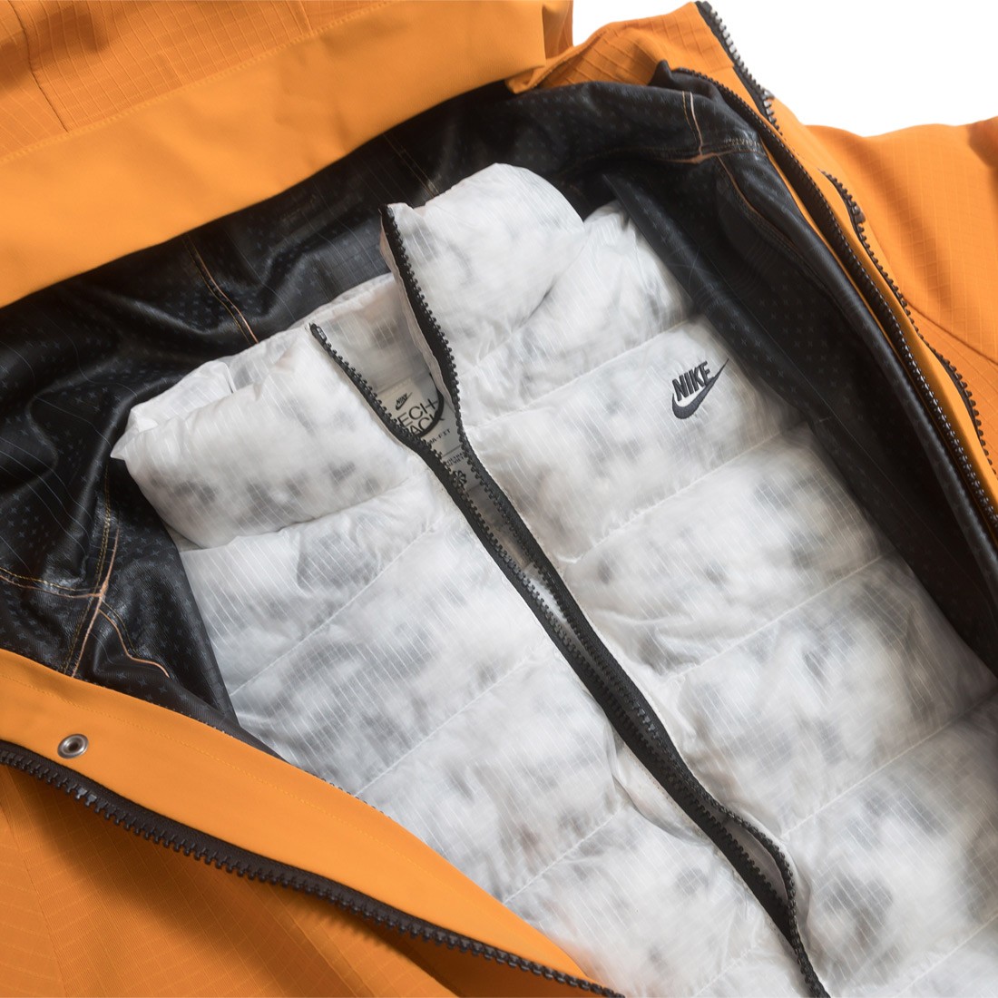 nike men sportswear storm fit adv tech pack 3 in 1 parka jacket light curry  white black | Erstausstattungspakete