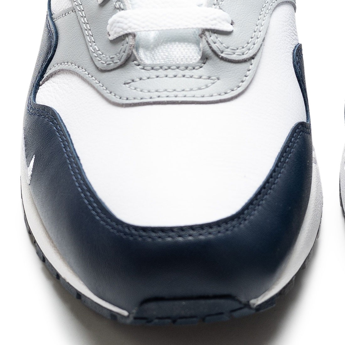 MODEL：AIR MAX 1 LV8 COLOR：WHITE/OBSIDIAN-WOLF GREY-BLACK YEAR
