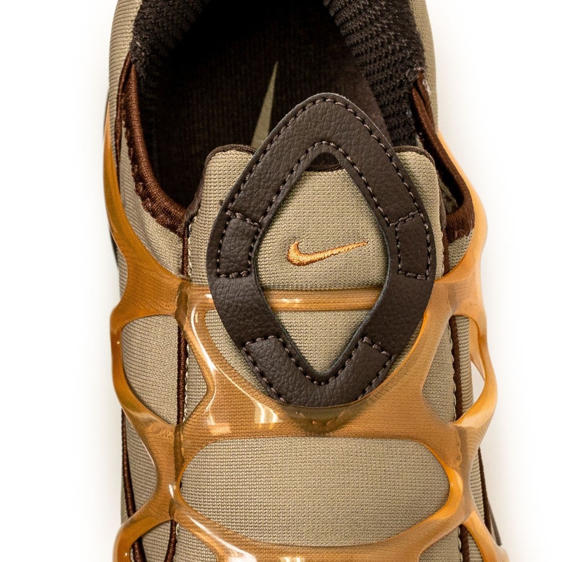 Nike bowfin footlocker clearance