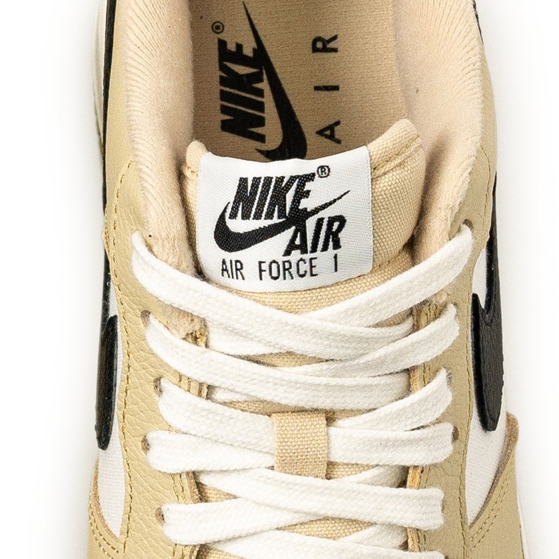 Nike AIR FORCE 1 '07 LX 'Team Gold' White/Beige