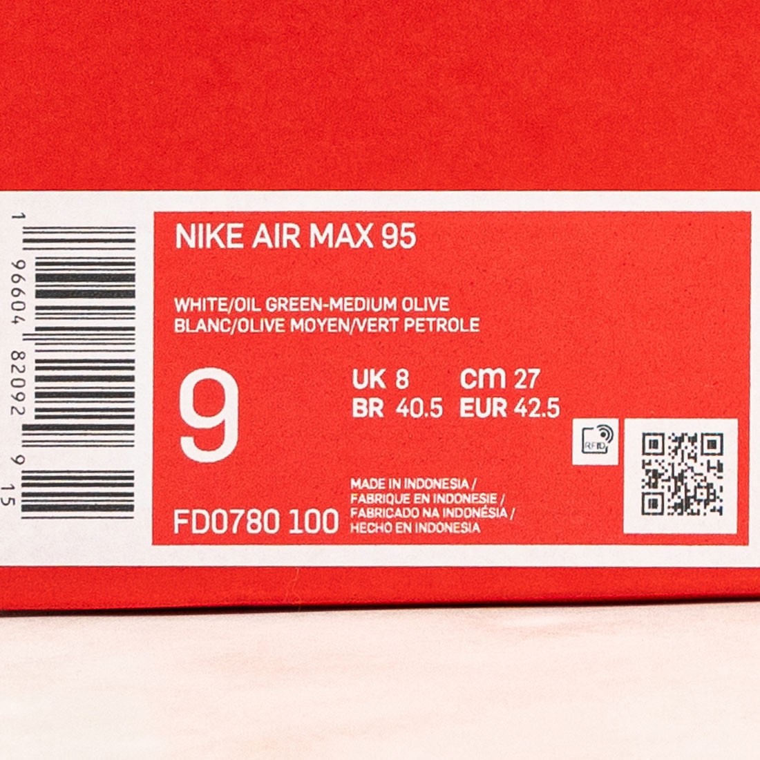 Nike Air Max 95 WHITE / OIL GREEN-MEDIUM OLIVE
