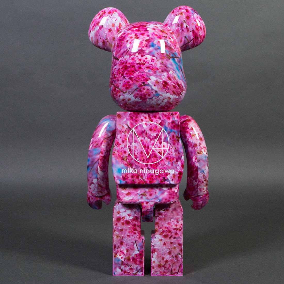 mika ninagawa bearbrick 1000