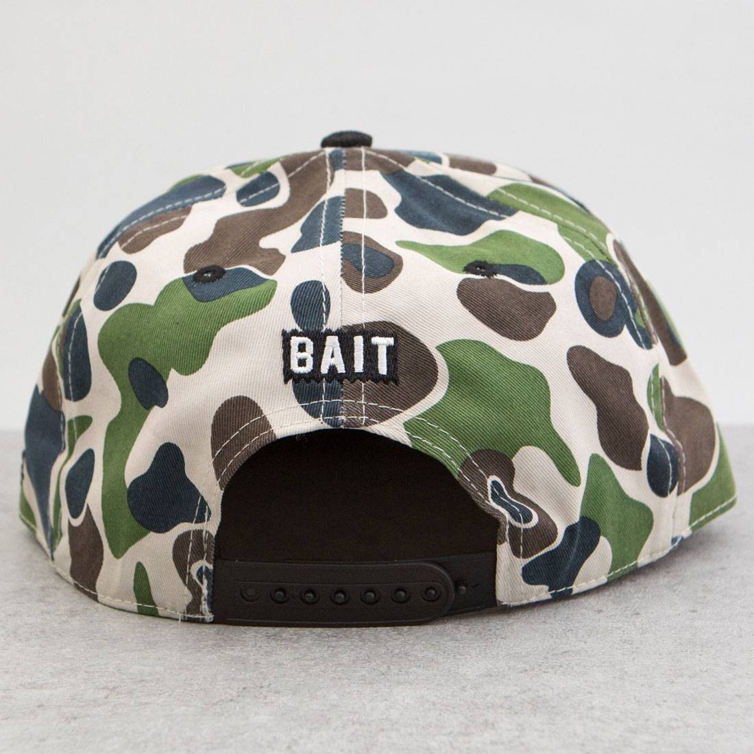 BAIT x SpongeBob BAIT Logo Snapback Cap (camo / black)