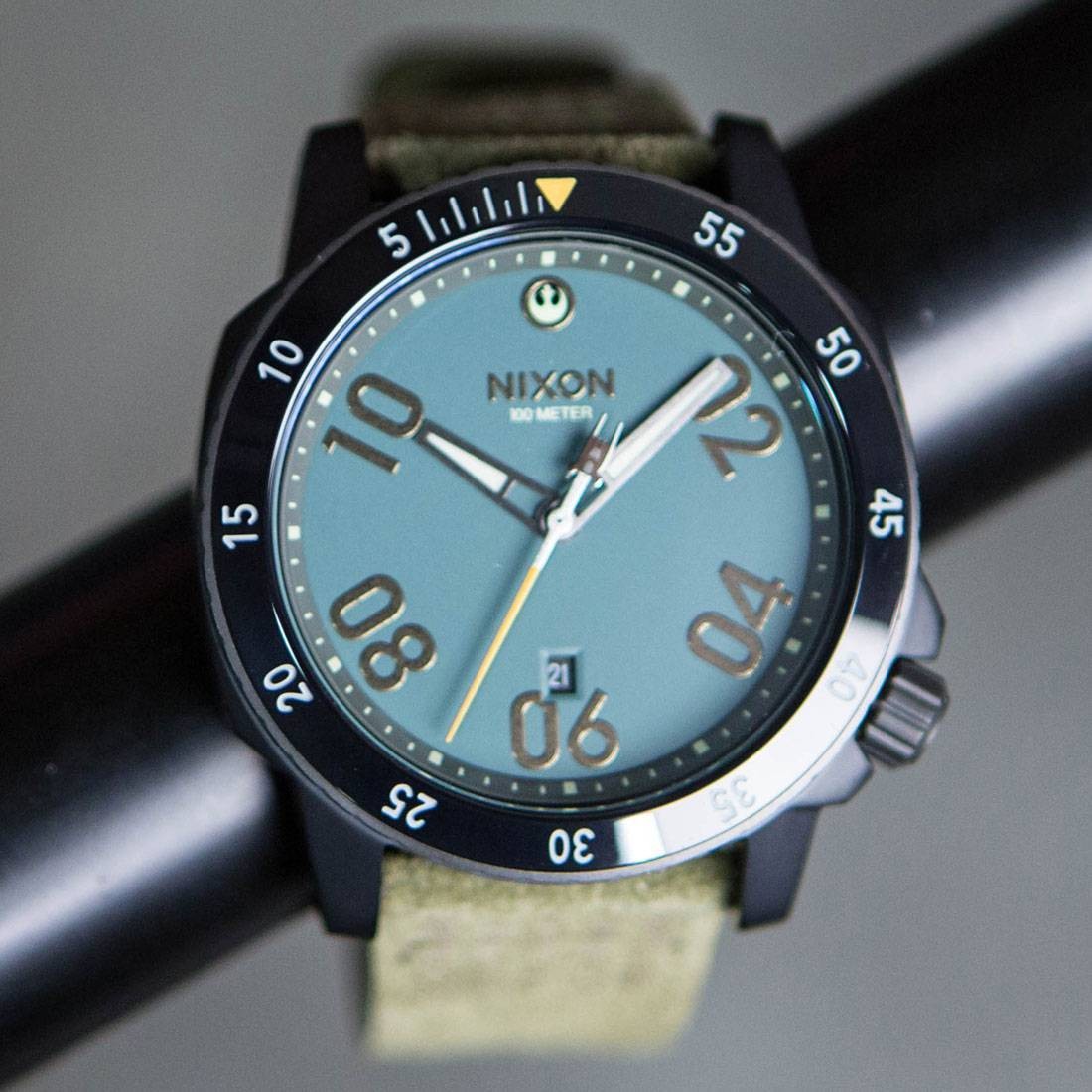 Nixon x Star Wars Rogue One Ranger Leather Watch Cassian brown