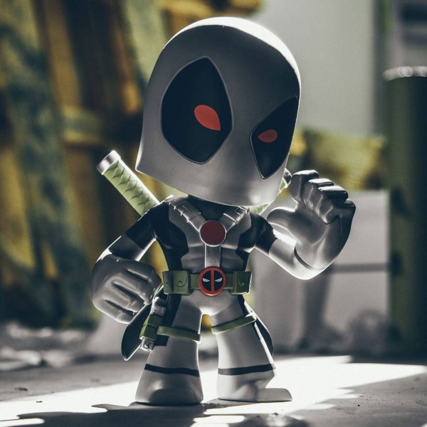 デッドプール　Super Deluxe Vinyl Collection BAIT WonderCon Exclusive x Funko Marvel Deadpool Super