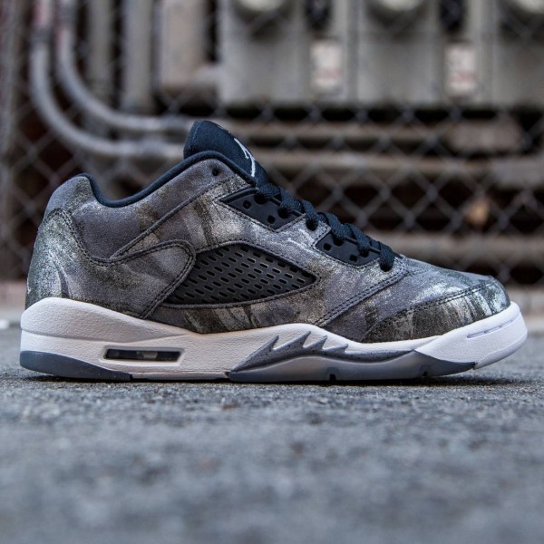 Jordan 5 low wolf grey top