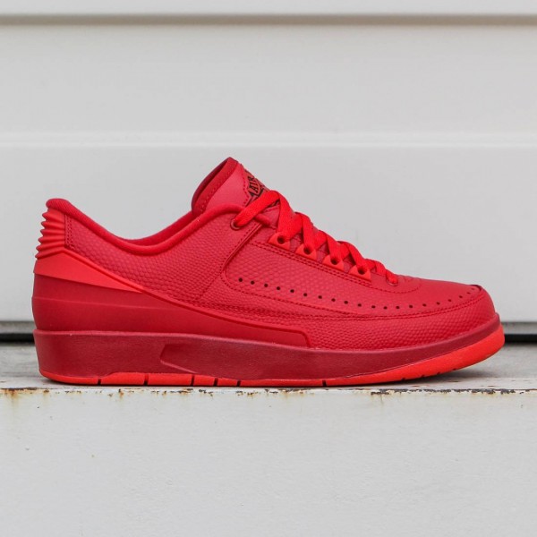 Jordan Men AIR JORDAN 2 RETRO LOW red gym red hyper turq university red