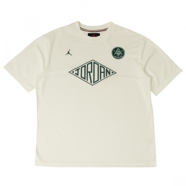 tees for jordans