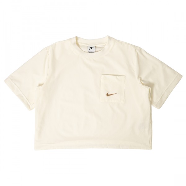 Nike boxy tee sales