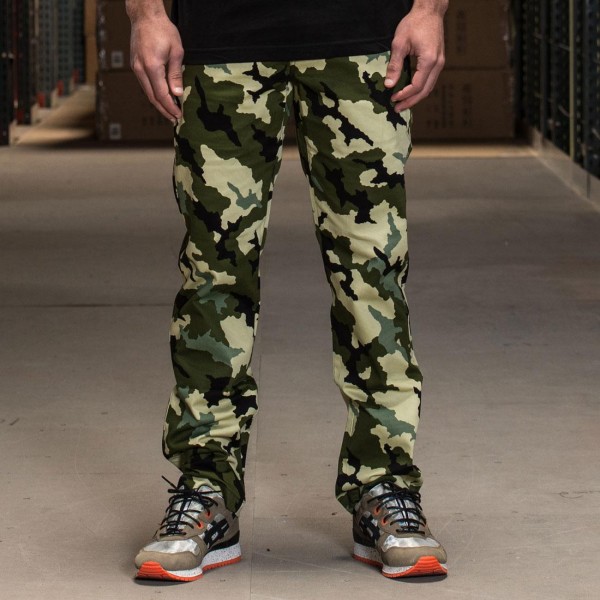 pants-camofront.jpg