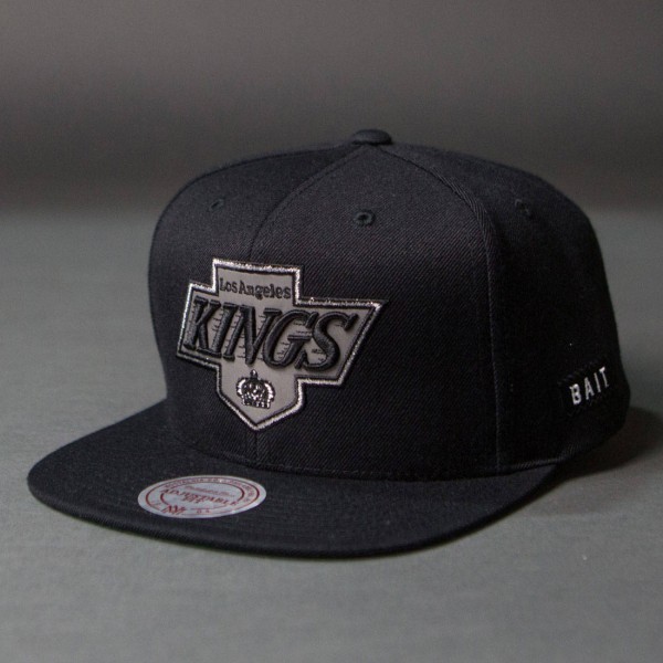 Mitchell & Ness NHL Champ Stack Snapback Vintage Kings Hat - Black