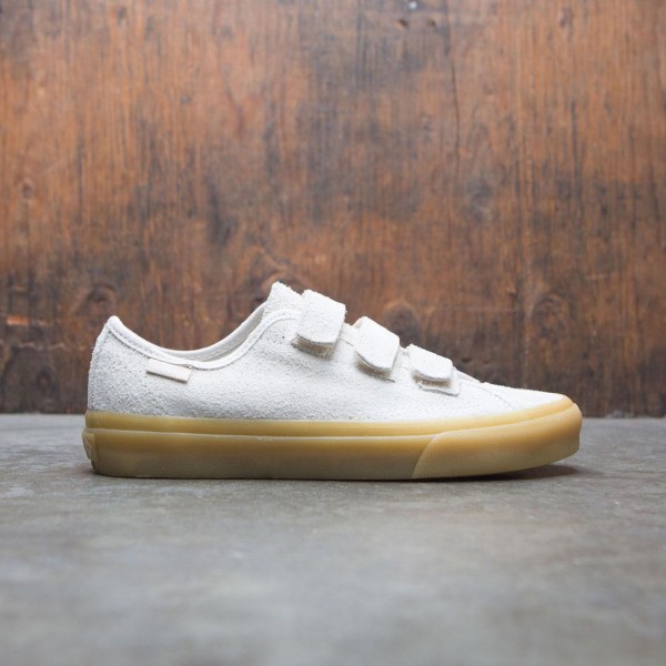 Vans Women Style 23 Fuzzy Suede white birch
