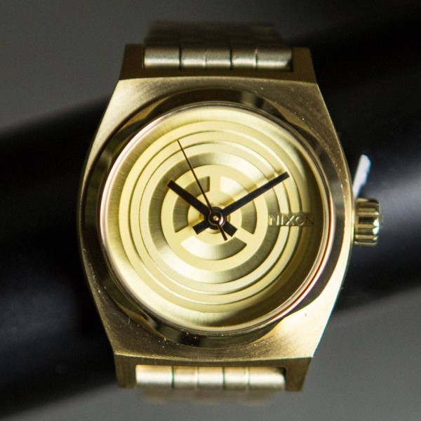 Nixon c3po top