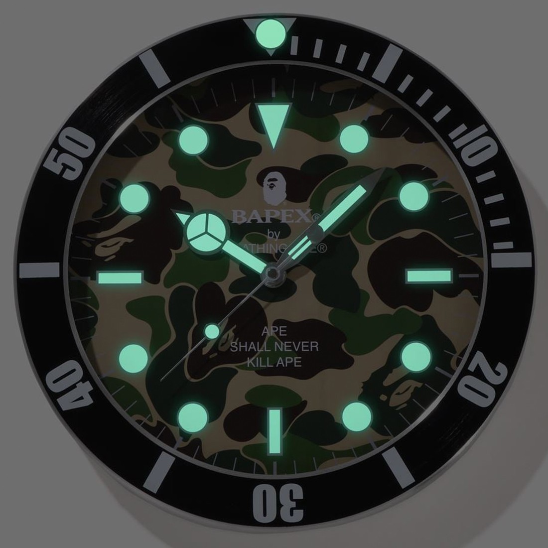 A Bathing Ape ABC Camo Bapex Wall Clock (green)